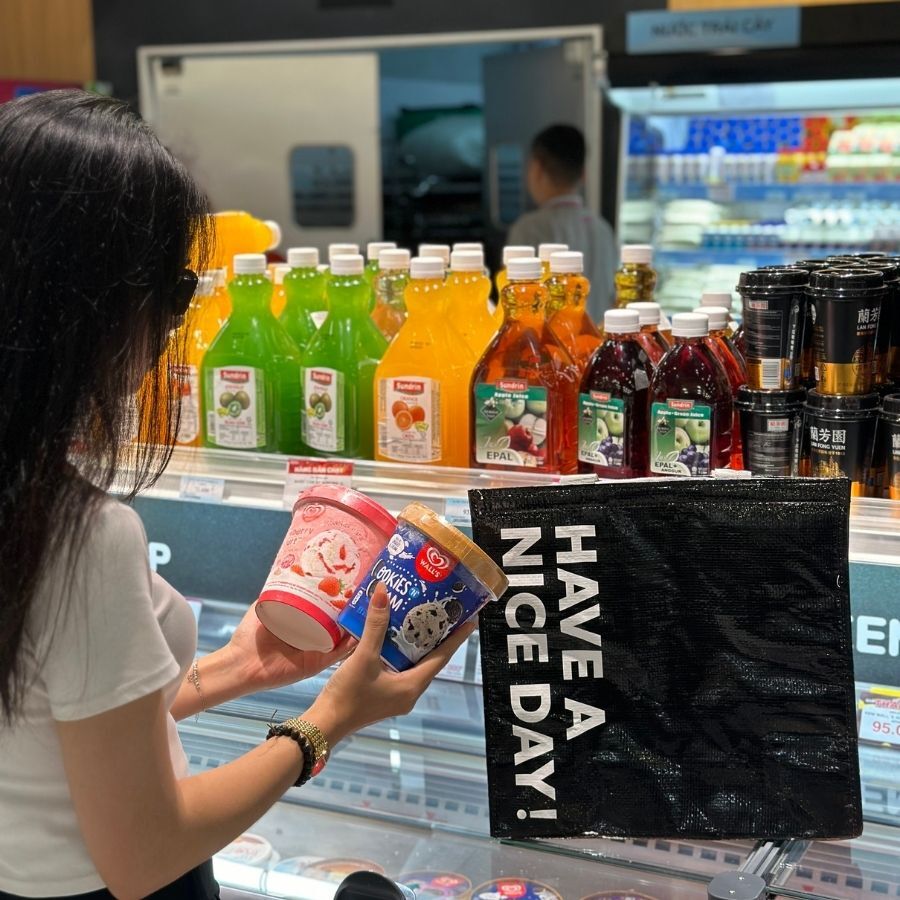 Laminated cooler bag insulated with logo – Black color