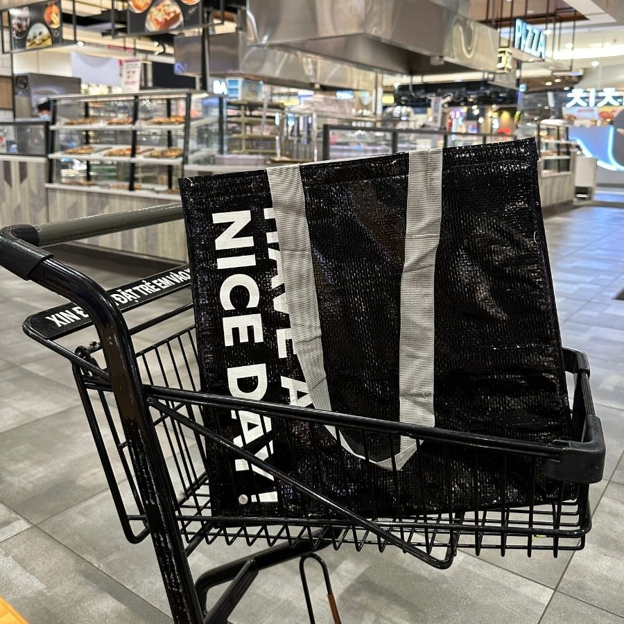 Laminated cooler bag insulated with logo – Black color